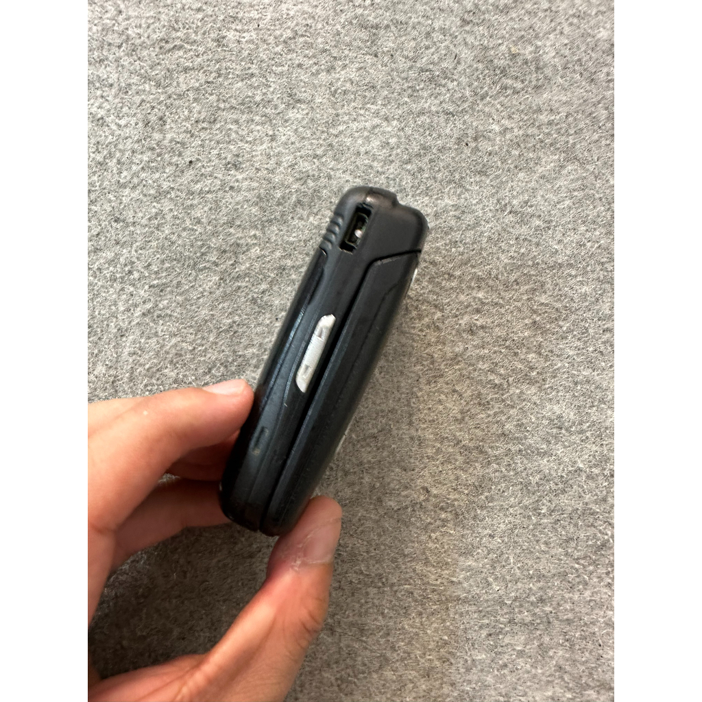 Điện thoại Samsung sgh-e730 Đen Chính hãng