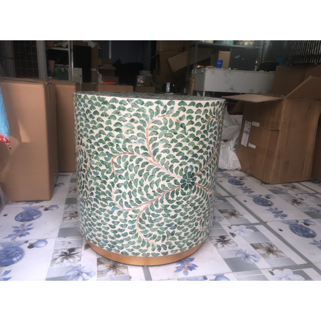 Bàn khảm trai hoa