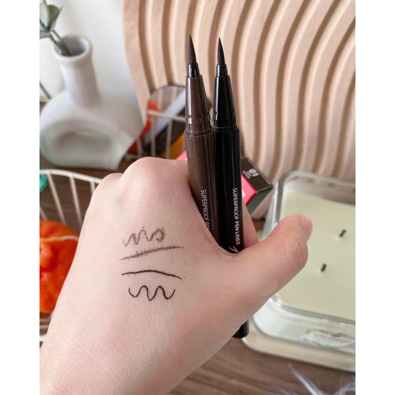 Kẻ mắt Clio Superproof Pen Liner