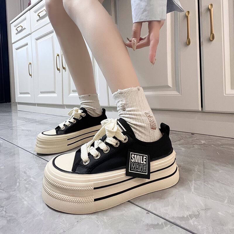 Giày thể thao nữ đế cao 5cm vải canvas tem smile thời trang