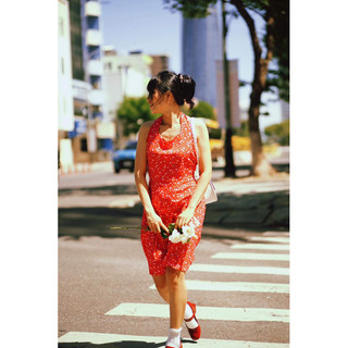 Đầm Emilia yếm đỏ