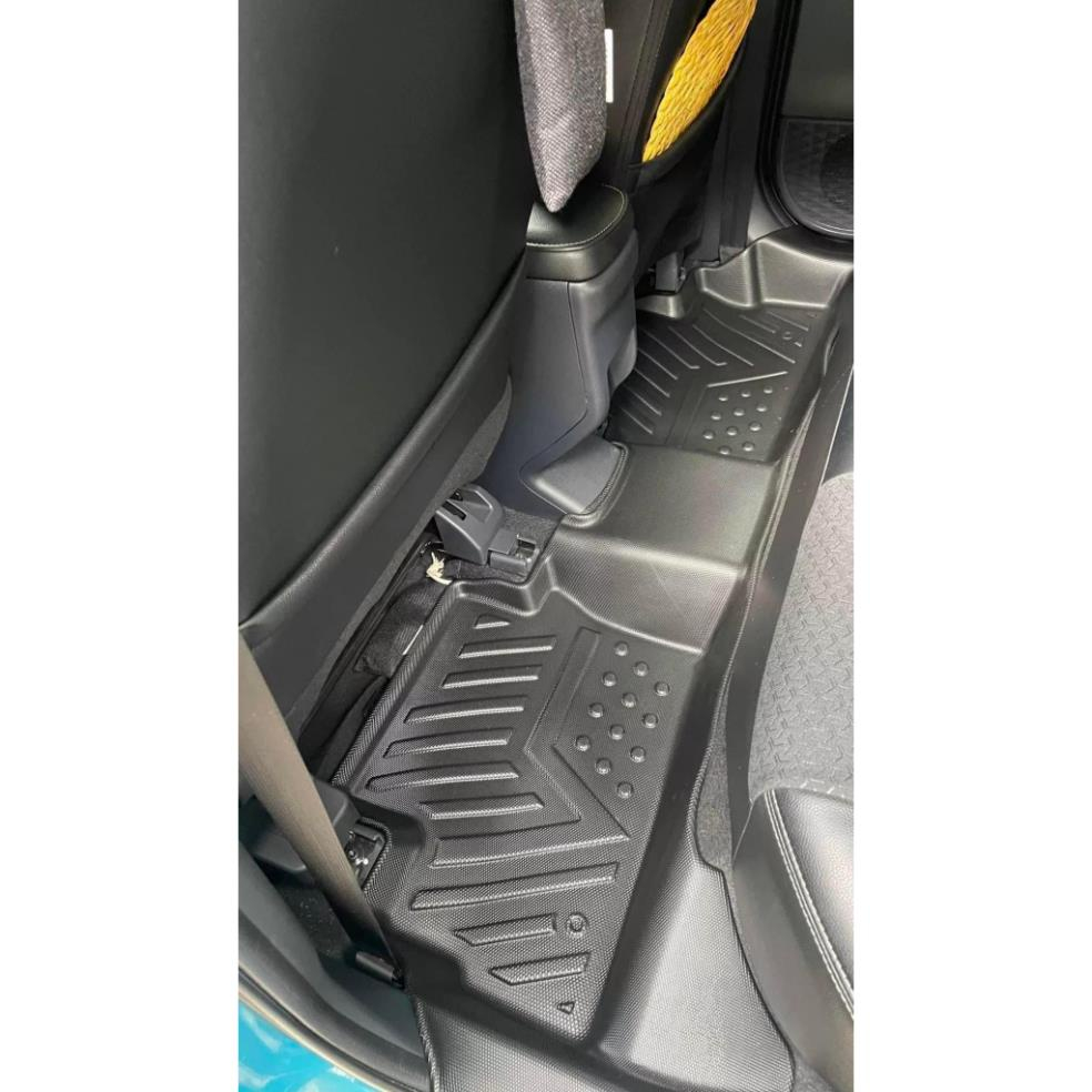 Thảm sàn nhựa Toyota Raize mẫu 5D tràn viền bậc cửa