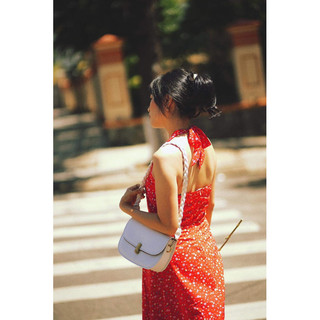 Đầm Emilia yếm đỏ