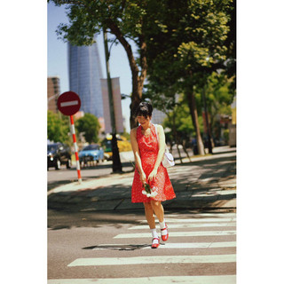 Đầm Emilia yếm đỏ