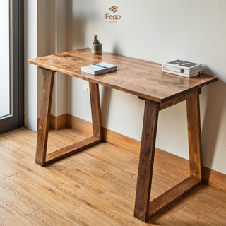 Bàn làm việc chân gỗ hình thang FEGO gỗ thông tự nhiên 120x60cm