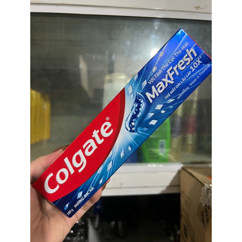Kem đánh răng Colgate Maxfresh 180g