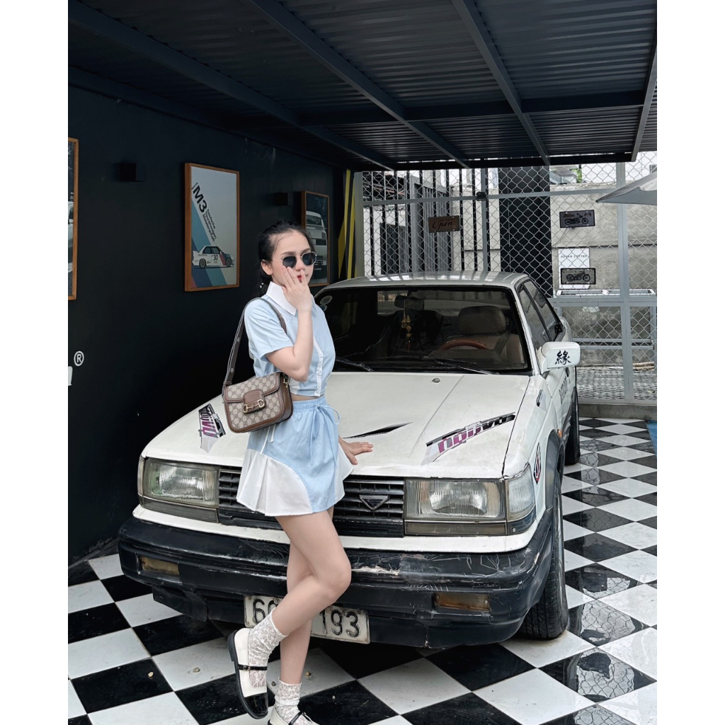 SET ÁO SƠ MI TAY NGẮN CROPTOP XANH PHỐI TRẮNG RÚT KHOÉT EO + CHÂN VÁY LƯNG THUN XANH PHỐI TRẮNG