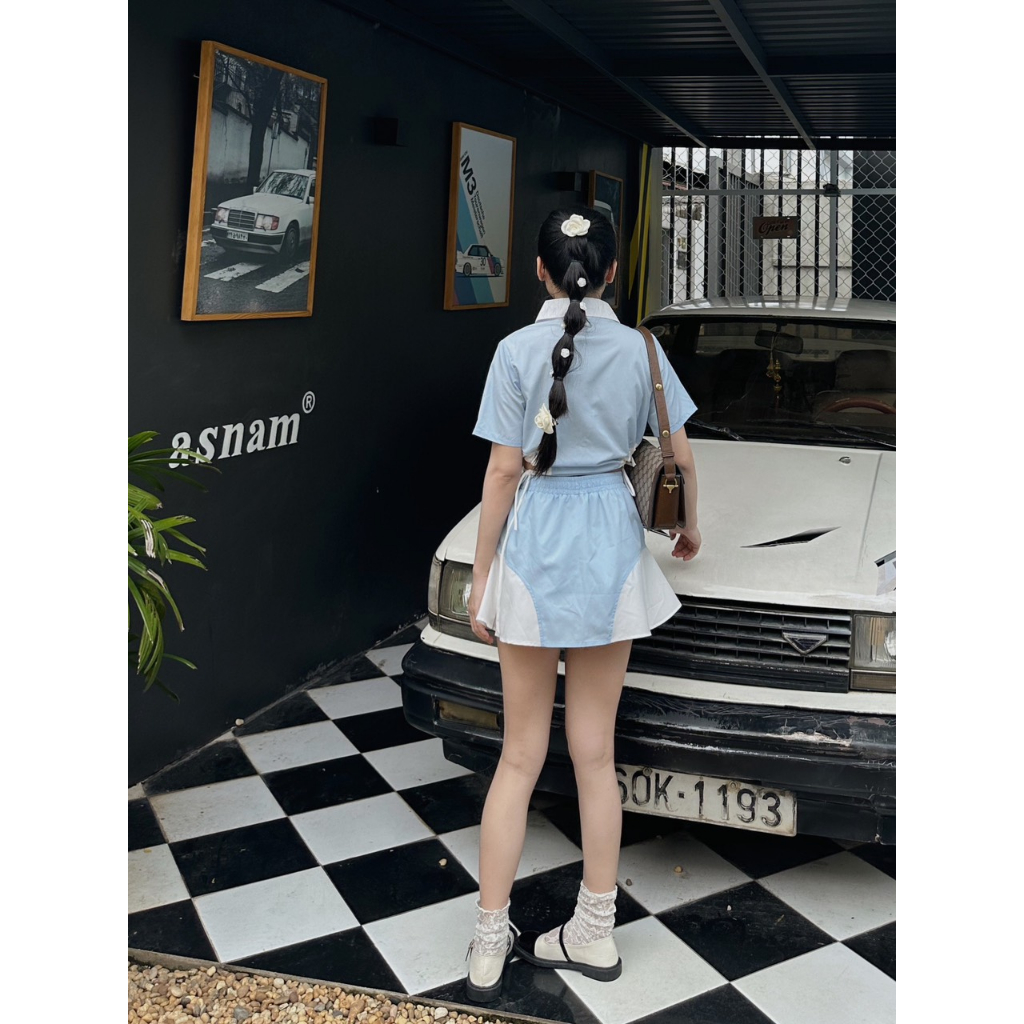 SET ÁO SƠ MI TAY NGẮN CROPTOP XANH PHỐI TRẮNG RÚT KHOÉT EO + CHÂN VÁY LƯNG THUN XANH PHỐI TRẮNG