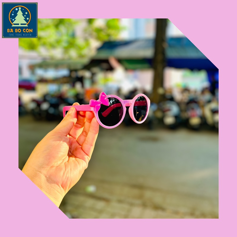 Kính râm trẻ em GEORGE size 3-5 tuổi gọng tuyệt đẹp, chống UV đeo cực đẹp, đầy đủ tem tag chuẩn Auth