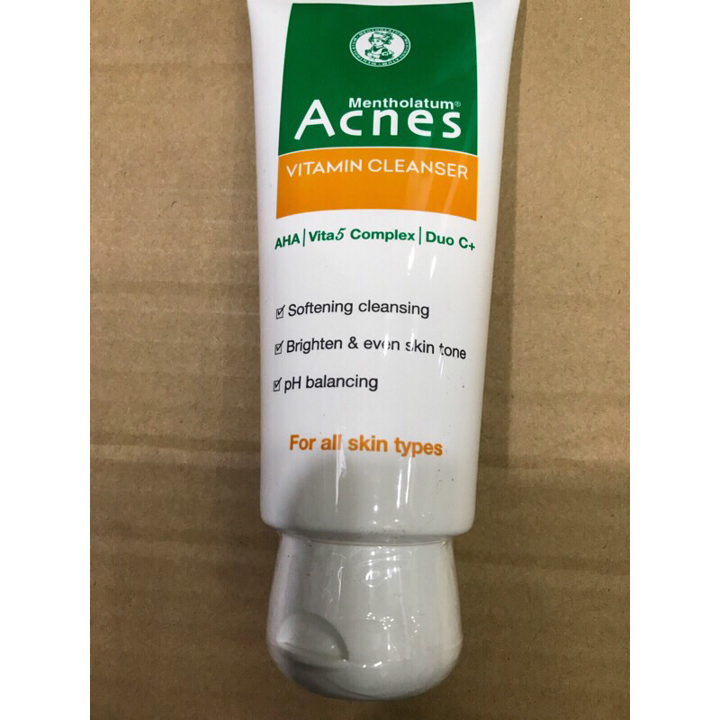 Sữa rửa mặt vitamin sáng da mờ sẹo mờ vết thâm Acnes vitamin cleanser