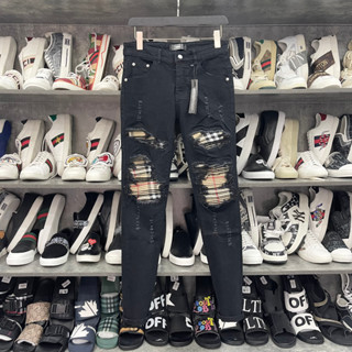 Quần jean nam đen rách đùi gối vá vải sọc be bbr 4 cúc amiri QJ317P