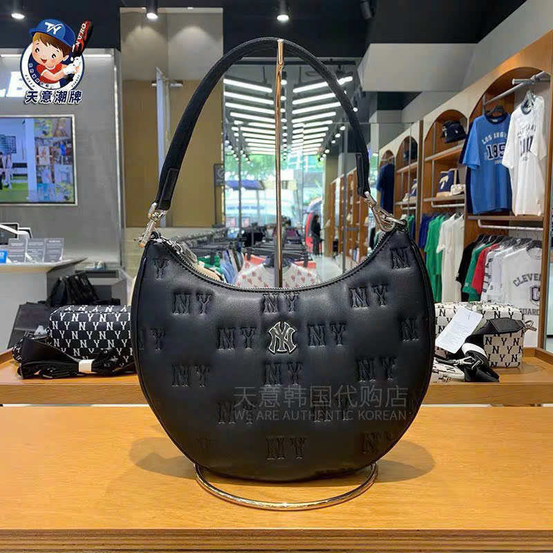 Túi mlb kẹp nách cho nữ