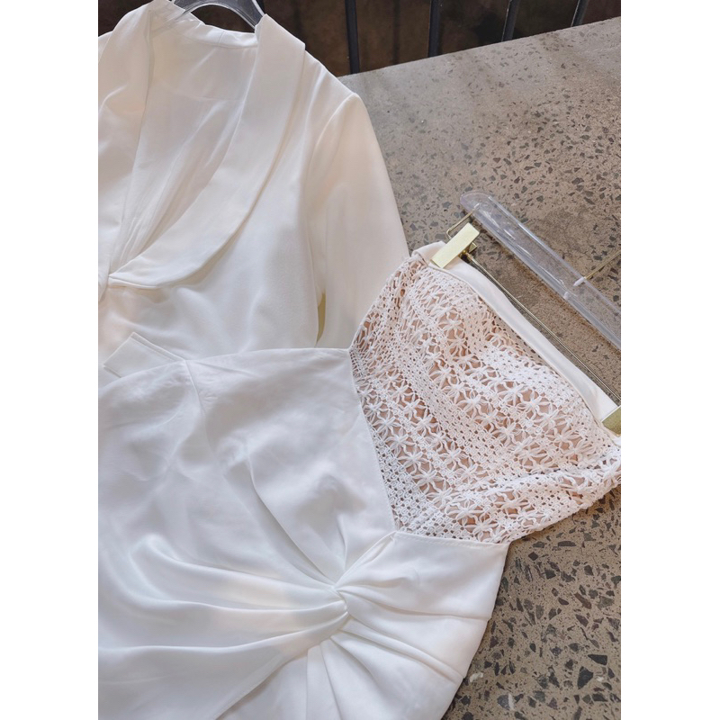 Set 2 món đầm body cúp phối ren cao cấp xoắn eo + khoác vest trắng 🖤