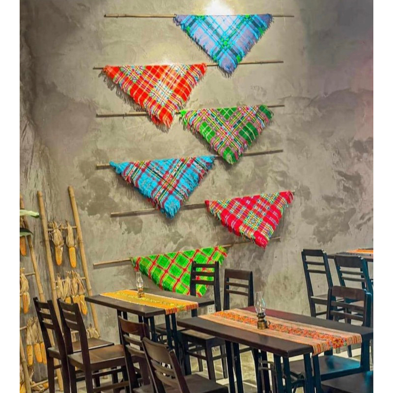 Khăn len vuông dân tộc