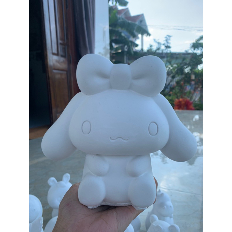 Tượng tô màu thạch cao hình Cinamorall
