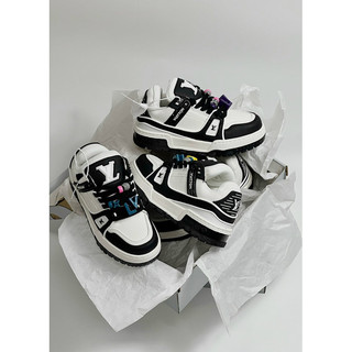 Giày sneaker LV Trainer đen ( giá chưa bao gồm box bảo vệ )