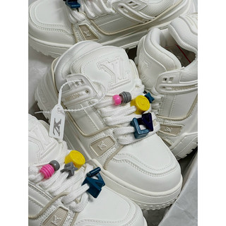 Giày sneaker LV Trainer trắng ( giá chưa bao gồm box bảo vệ )