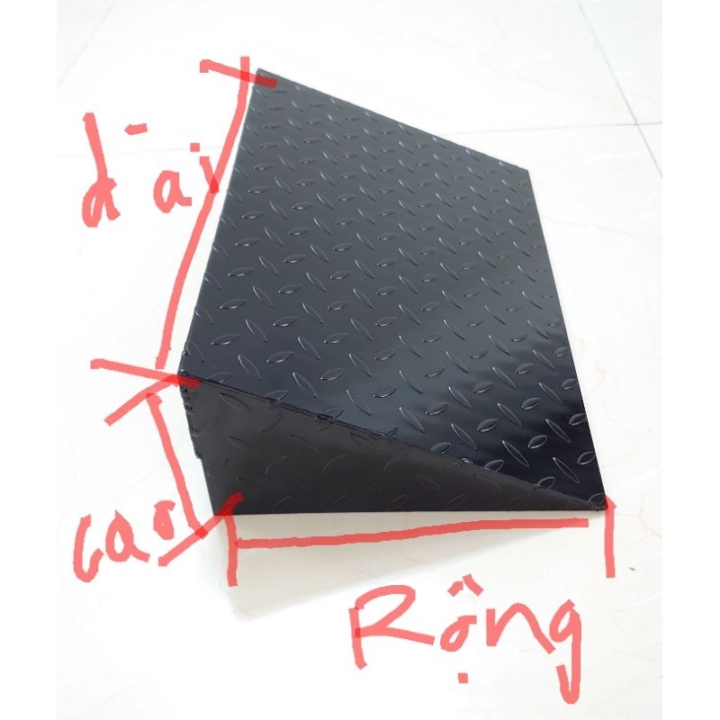 Bục lên  xuống xe hơi ,xe máy