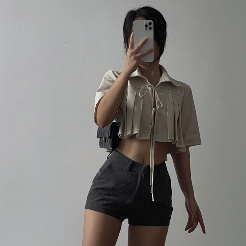 TINNA TOP/ ÁO SƠ MI CROPTOP XẾP LY CỘT NƠ CÁ TÍNH