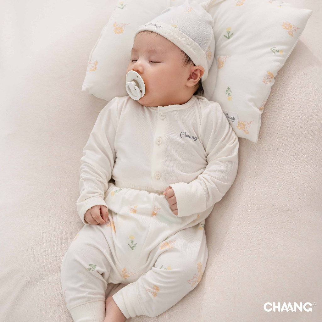 Bộ dài tay cotton Chaang Treasure cho bé sơ sinh 3 tháng đến 6 tháng AW23