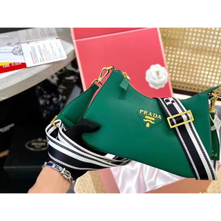 Túi Prada chất da xước size 24cm fullbox