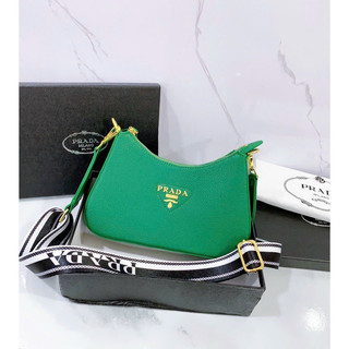 Túi Prada chất da xước size 24cm fullbox