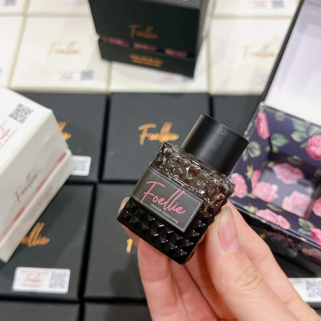 Nước Hoa Vùng Kín Foellie Eau De Bijou 5ml Hương Hoa Hồng Sexy Mãnh Liệt