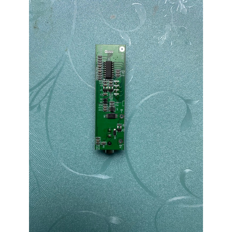Mạch pin 7,4v áo điều hoà