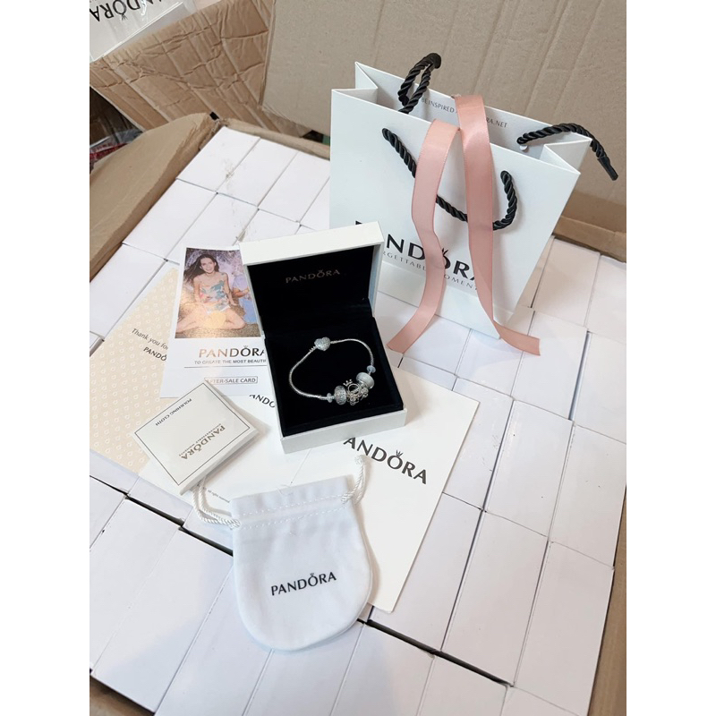 VÒNG TAY  CHARM PANDORA  FULL HỘP