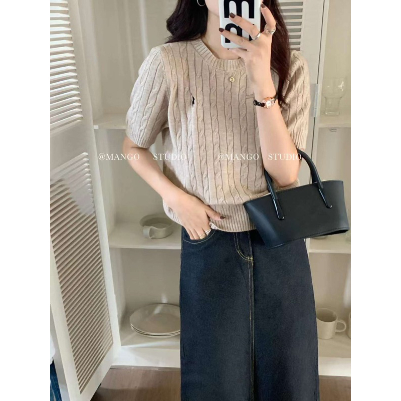 Áo len tay lỡ thêu ngựa Comic