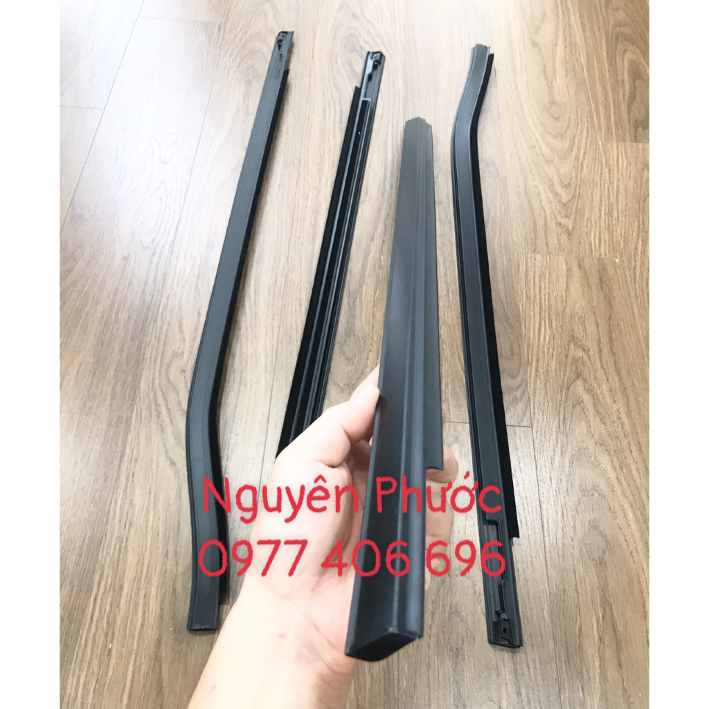 Bộ nẹp chân kính ngoài SPARK 2008 - 2012 / Giá 1 bộ 4 cái