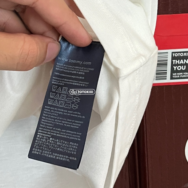 Áo thun Tommy Hilfiger Sign Tee Chính Hãng