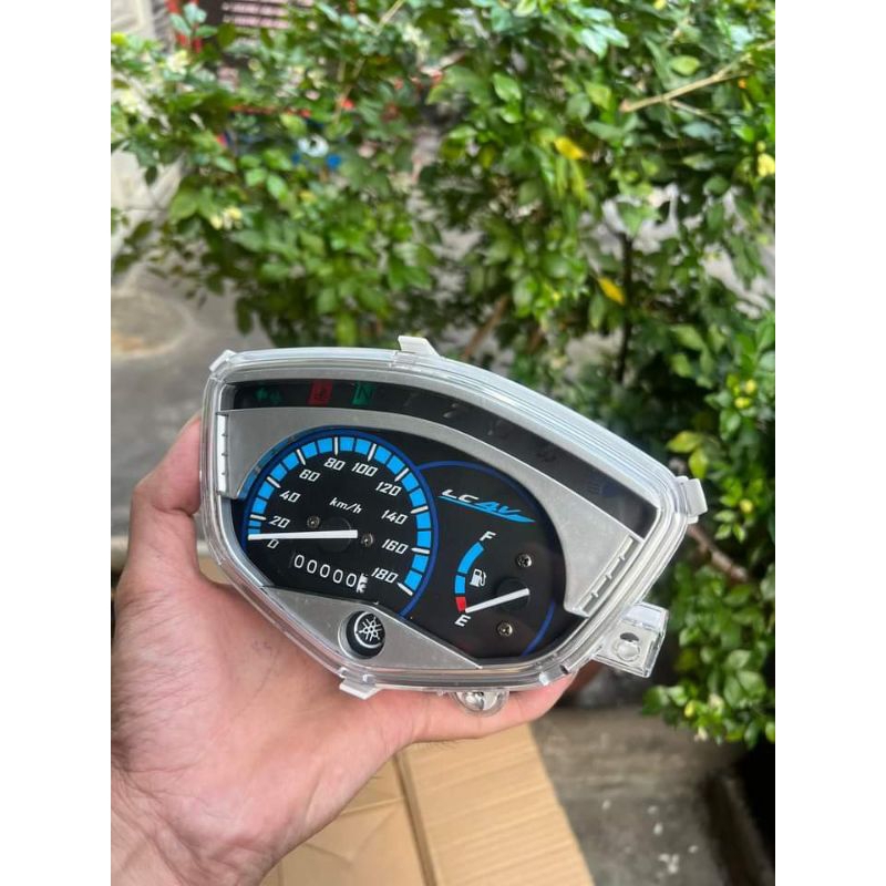 Đồng hồ uma gắn sirius và ex 210 như zin