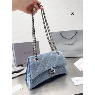 Túi xách Denim nữ cầm tay đeo chéo Balen khóa chữ B da chần size 22