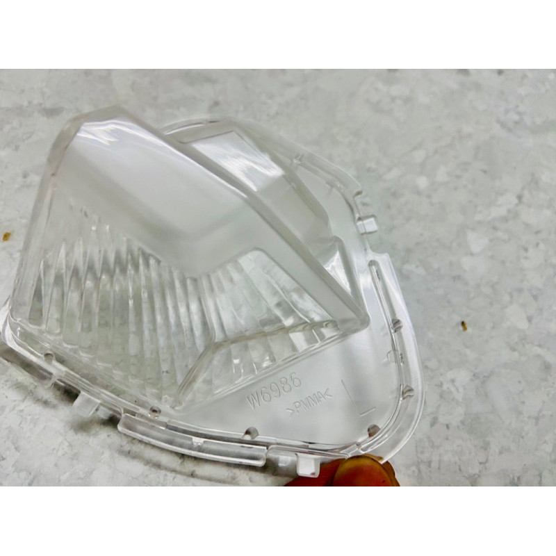 Mica Kính Kiếng Chụp Xi Nhan Honda Winner X