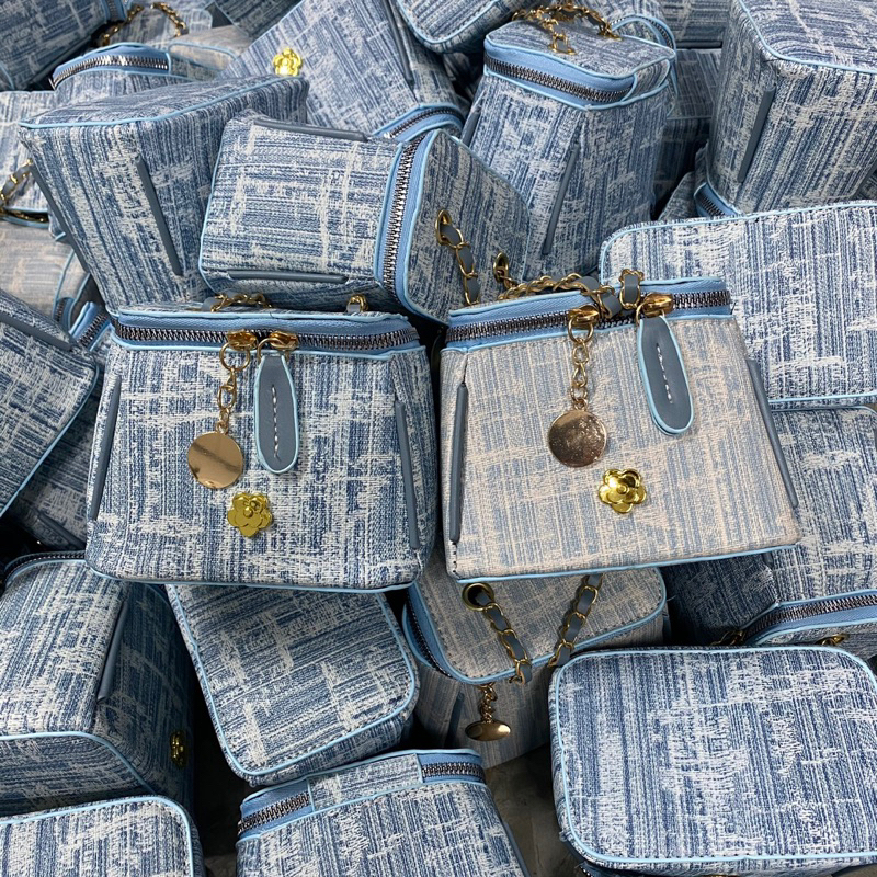 Túi đeo chéo, túi cốp mini da jeans xước mác hoa phối chuông 2 màu siêu đẹp thời trang cute giá rẻ