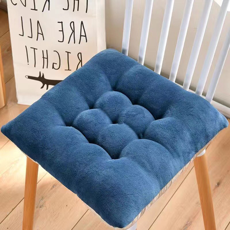 Đệm Lót Ghế Ngồi Xe Hơi / Văn Phòng / Ngồi Thiền Bằng Lông Nhung Mềm Mại Hình Chú Gấu Dễ Thương Xinh Xắn