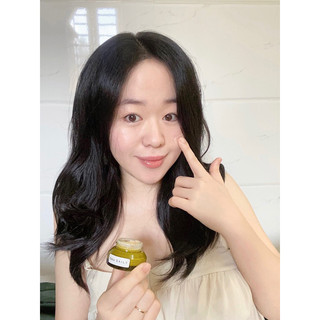 Kem dưỡng trắng da Extra Daily Face 2in1