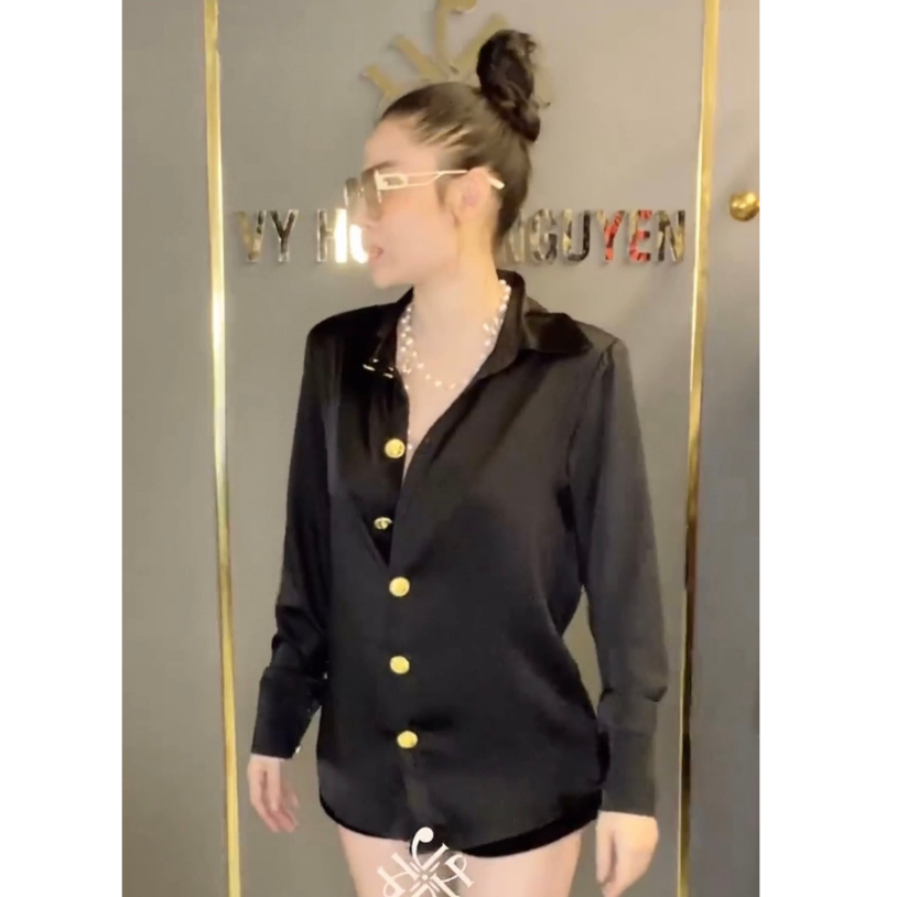 Áo sơ mi lụa ngọc trai cúc vàng đồng A10