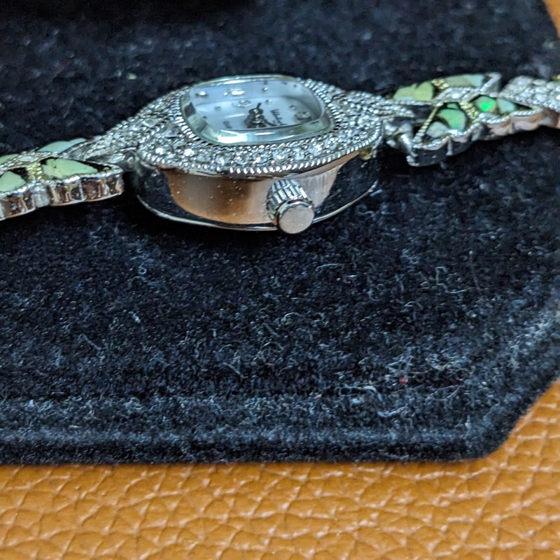 Đồng hồ nữ thương hiệu Valentino Christy Paris