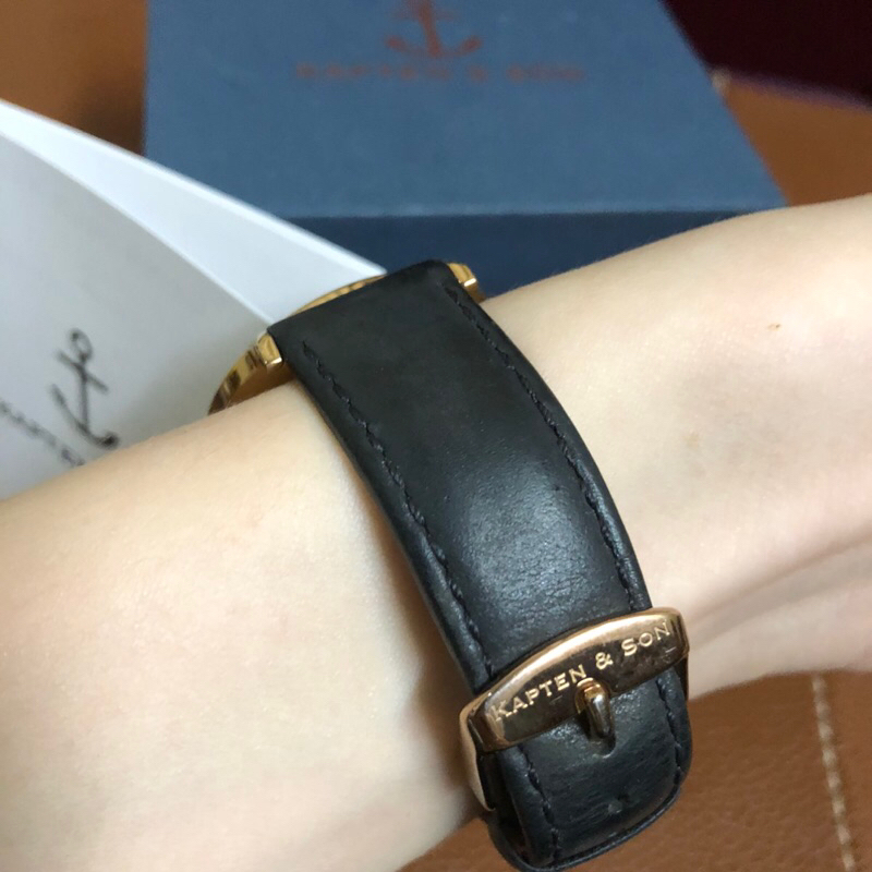 Đồng hồ nam thương hiệu Kapten & son Đức máy Thuỵ Sĩ.