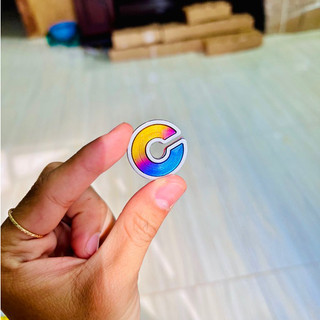 Tem titan logo nhỏ thích hợp dán nhiều vị trí khác nhau ( giá bán 1 cái )