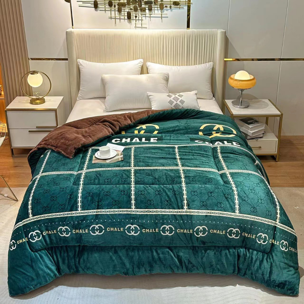 Chăn Nỉ Lông Cừu YUKI Siêu Ấm,Chăn Mền YUKI Dày Mịn, Kích Thước 2mx2m3, Nặng 4kg - Hàng Xuất Nhật