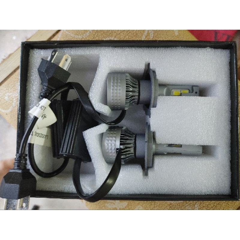 Led pha J4 H4 35w new 2023 chíp 6 tim sáng ngang x10 12v-24v