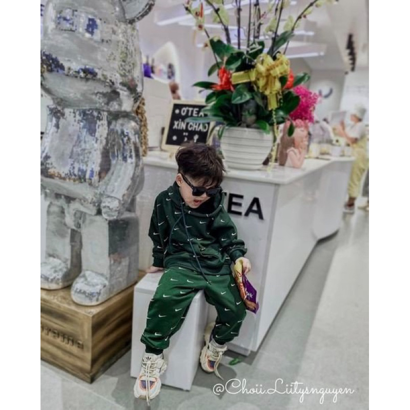 Bộ nỉ cho bé trai,gáifrom rộng có mũ dày dặn phong cách thể thao