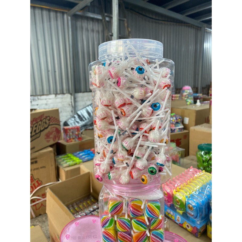 Sỉ hộp  khoảng 200 chiếc kẹo mút nhí hình con mắt