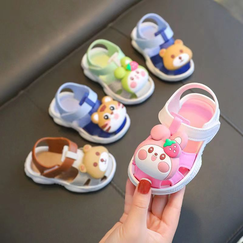 Dép sandal bé gái cao su hình hổ dâu