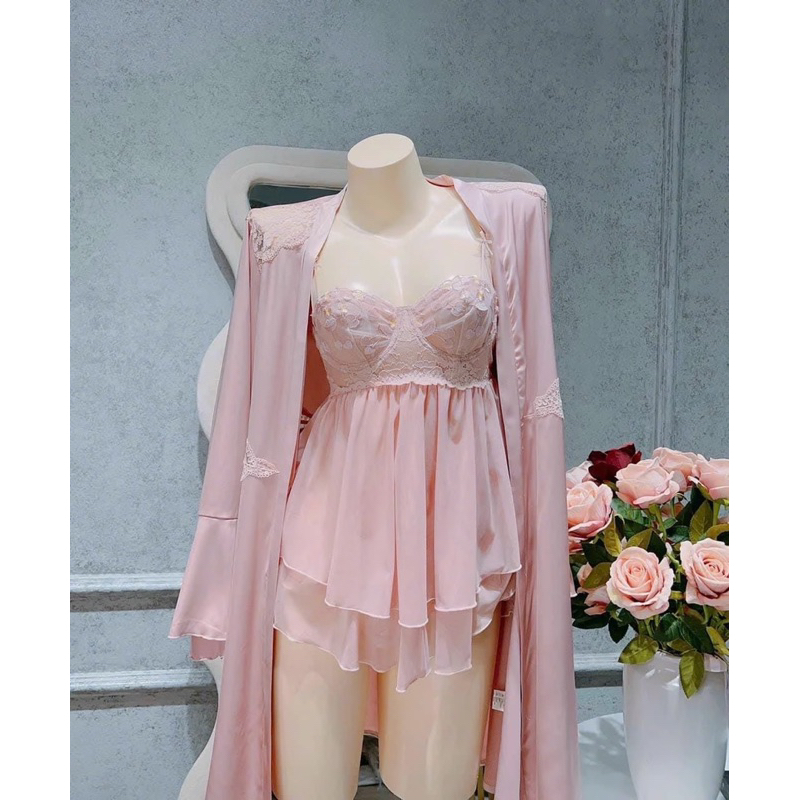 SP.695 Váy ngủ hai dây von ren có gọng và đệm kèm áo choàng hàng Quảng châu cao cấp