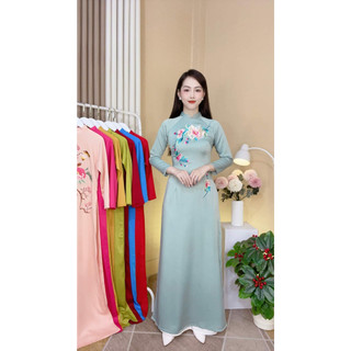 Áo dài thêu hoa bông nổi nhẹ nhàng duyên dáng