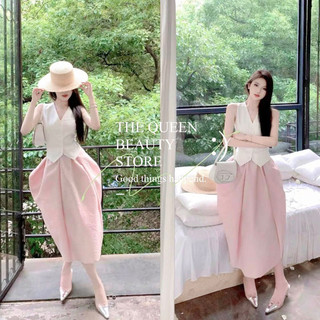 Đầm gấm hoa nổi cổ yếm phối tay voan rớt nơ lưng